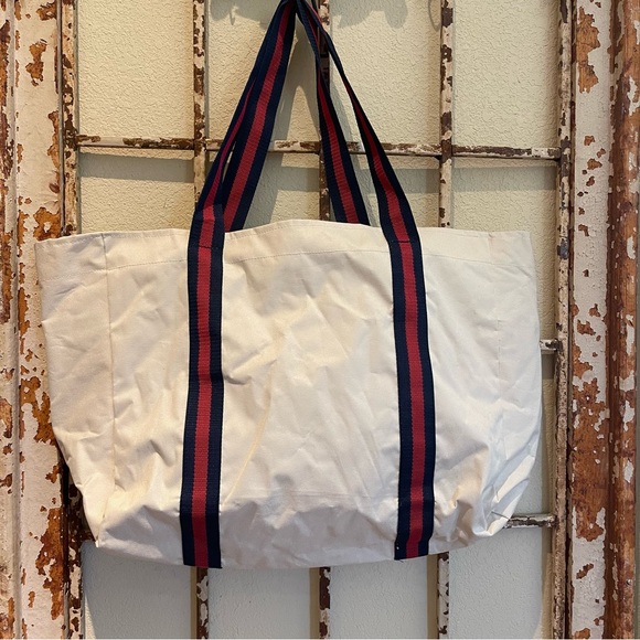 Signature tote - Picture 12 of 12